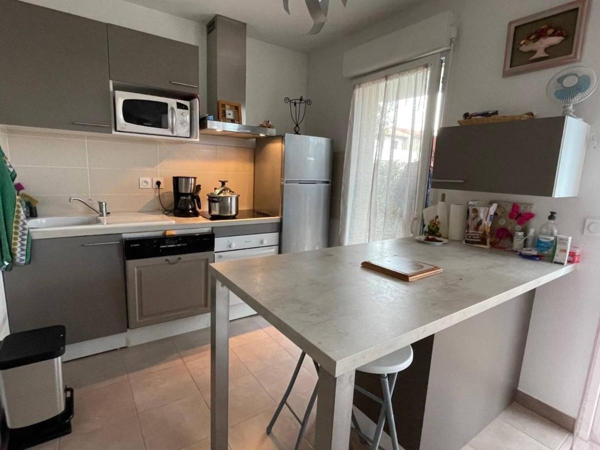 Appartement 3 Pieces Avec Terrasse Et Jardin, Proche Plage Et Commerces, 2 Parkings, Argeles-Sur-Mer - Fr-1-225-773 Exteriör bild